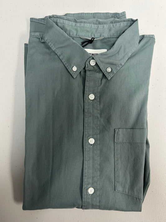 Buck Mason - BUCK MASON CALIFORNIA OXFORD ONE POCKET BD SHIRT IN LAKE - Rent With Thred