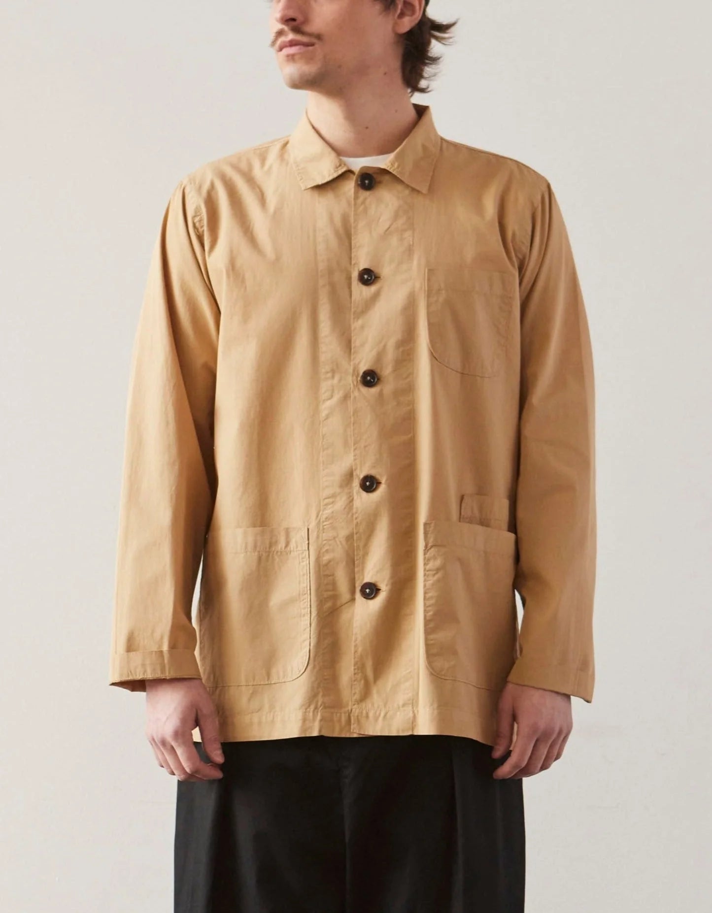 UNIVERSAL WORKS BAKER’S ORGANIC POPLIN OVERSHIRT IN SAND