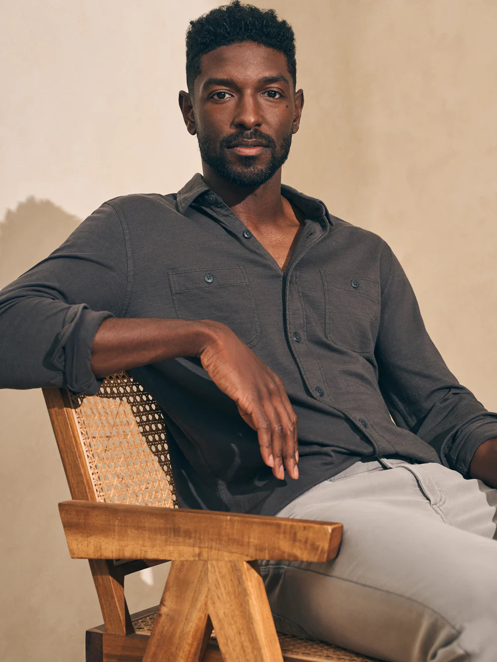 Faherty - FAHERTY SUNWASHED KNIT SHIRT WASHED BLACK - Rent With Thred