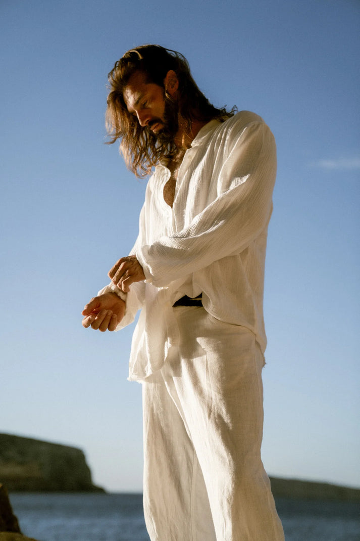 OTTWAY THE LABEL ZEPHYR LONG SLEEVE SHIRT IN WHITE