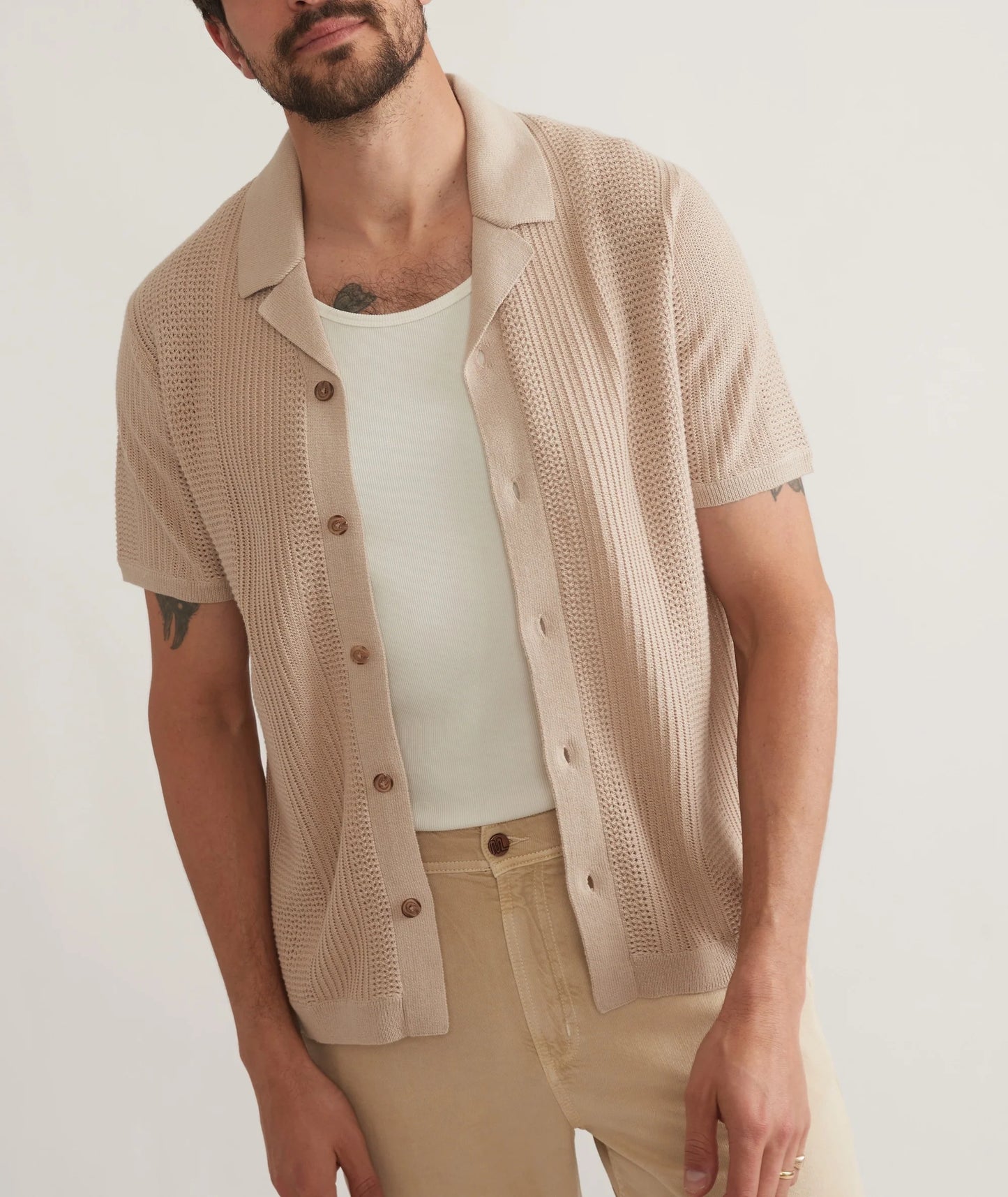 MARINE LAYER ASHER SWEATER RESORT SHIRT IN SAND