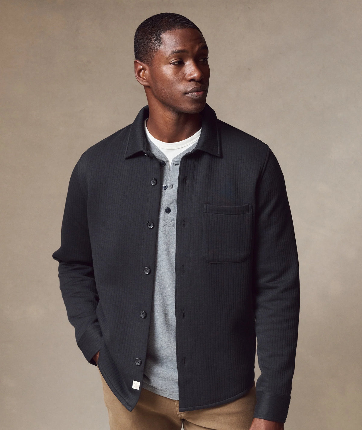 MARINE LAYER CORBET QUILTED OVERSHIRT IN CHARCOAL