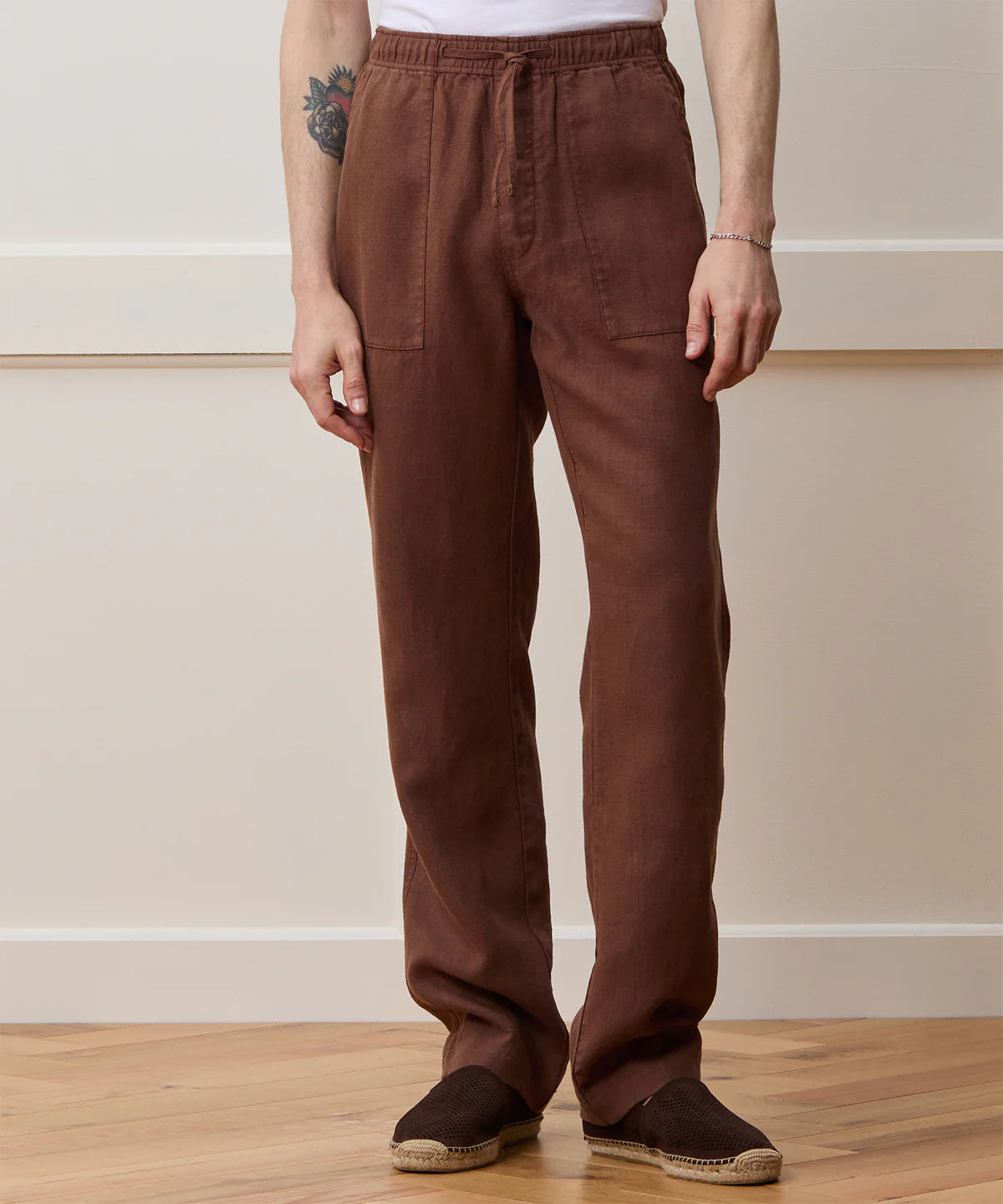TODD SNYDER STRAIGHT FIT LINEN BEACH PANT IN CIGAR in CIGAR — main product view