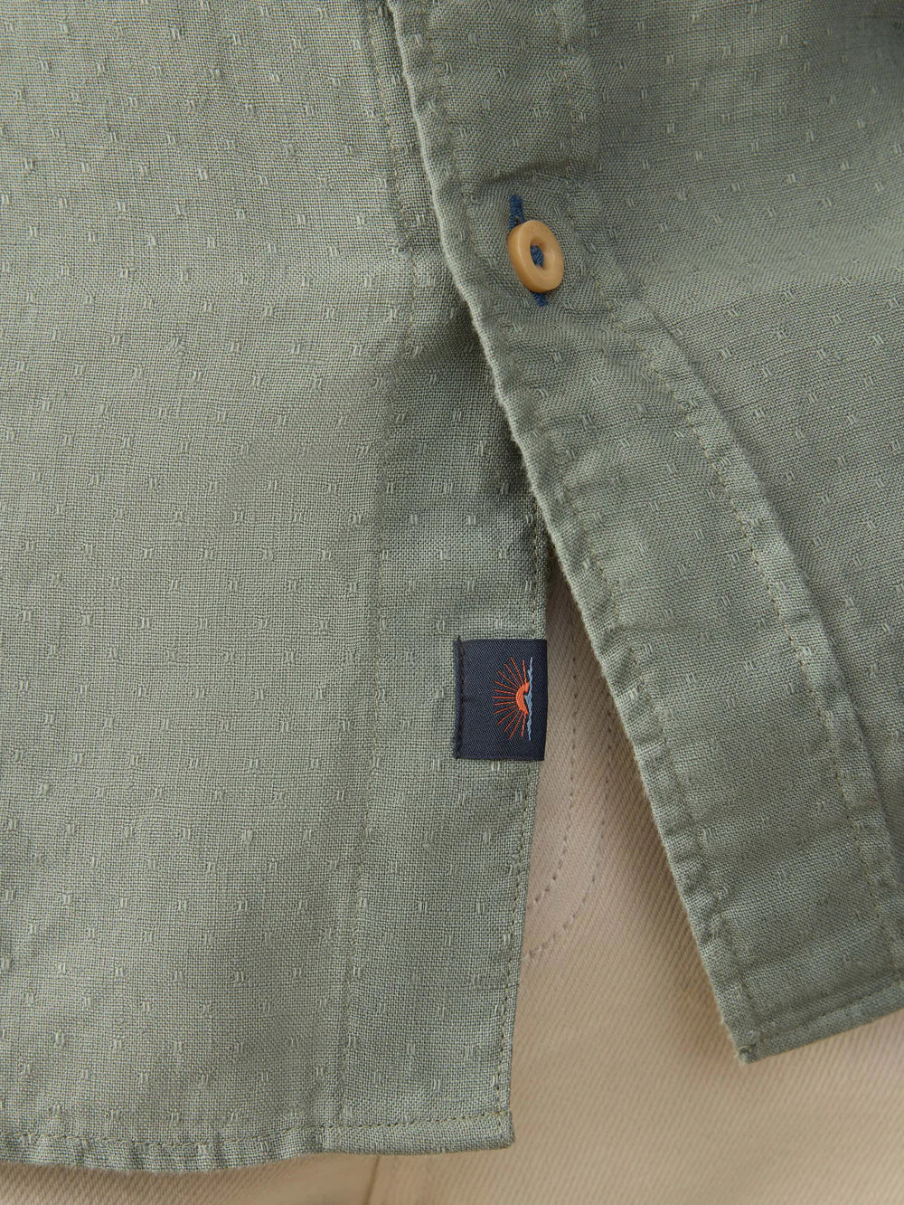 FAHERTY LINEN LAGUNA SHIRT IN FAIRFIELD DOBBY in FAIRFIELD DOBBY — view 2