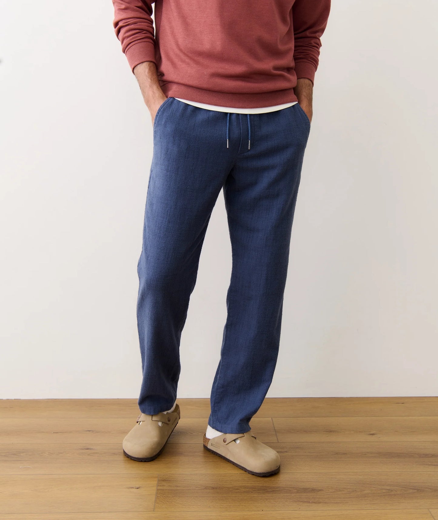 MARINE LAYER CHALET LOUNGE PANT IN NAVY MINI STRIPE