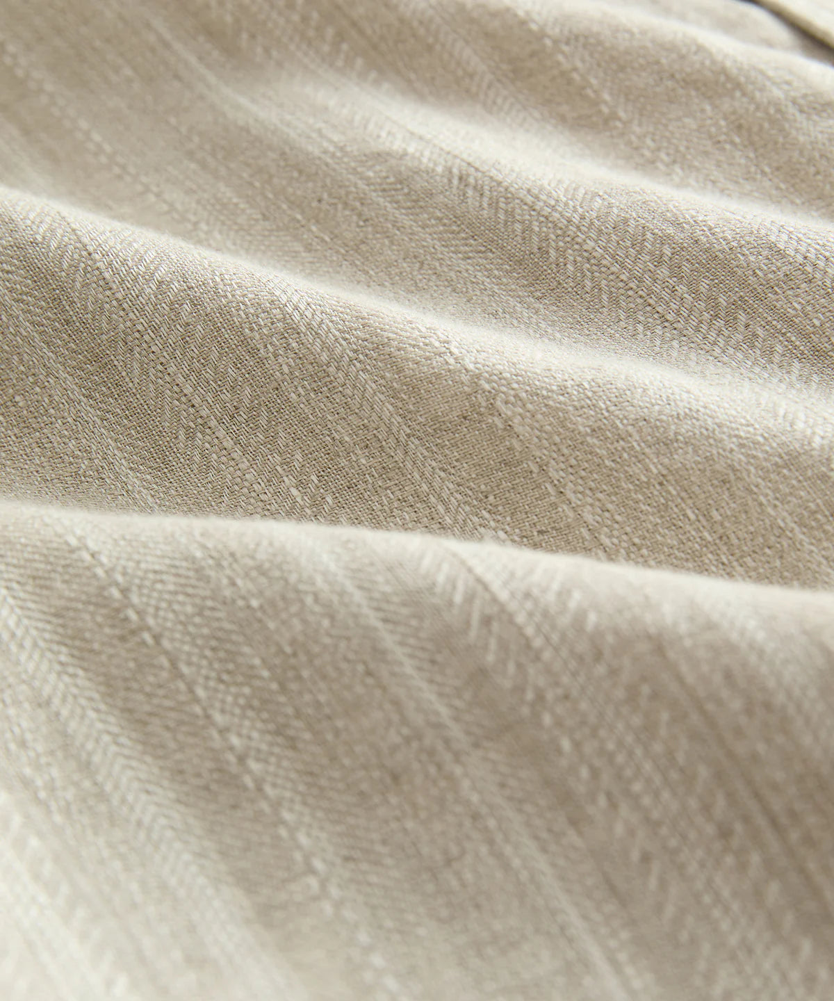 TODD SNYDER TEXTURED LINEN CAPRI SHIRT IN DESERT BEIGE in DESERT BEIGE — view 2