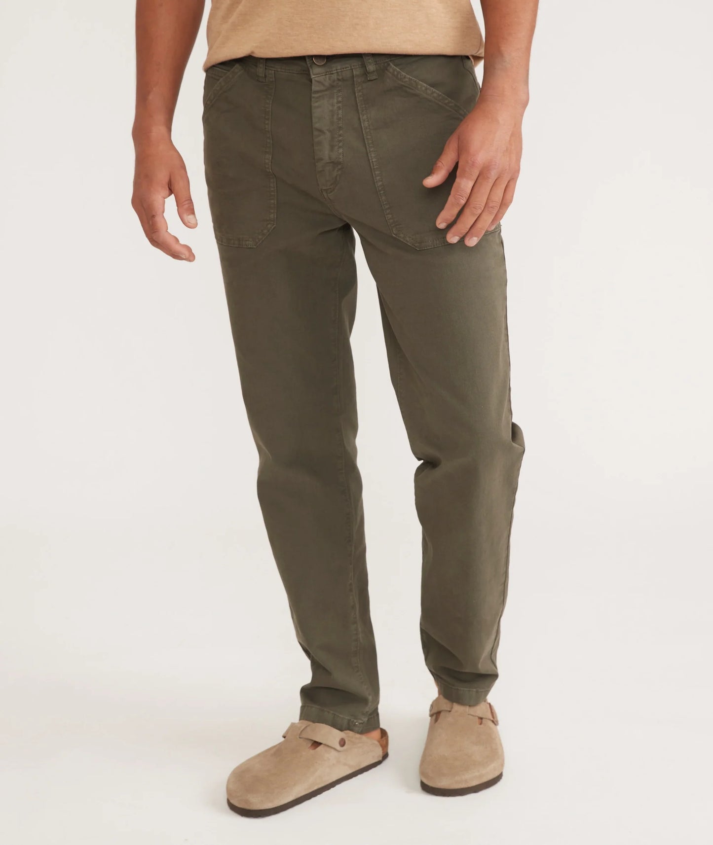 MARINE LAYER BREYER UTILITY PANT RELAXED FIT IN VETIVER