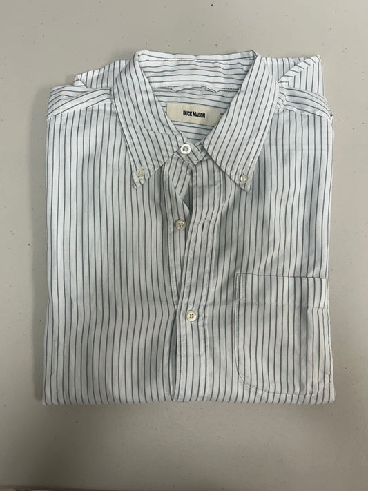 Buck Mason - BUCK MASON CALIFORNIA OXFORD ONE POCKET BD SHIRT IN GREEN/WHITE - Rent With Thred