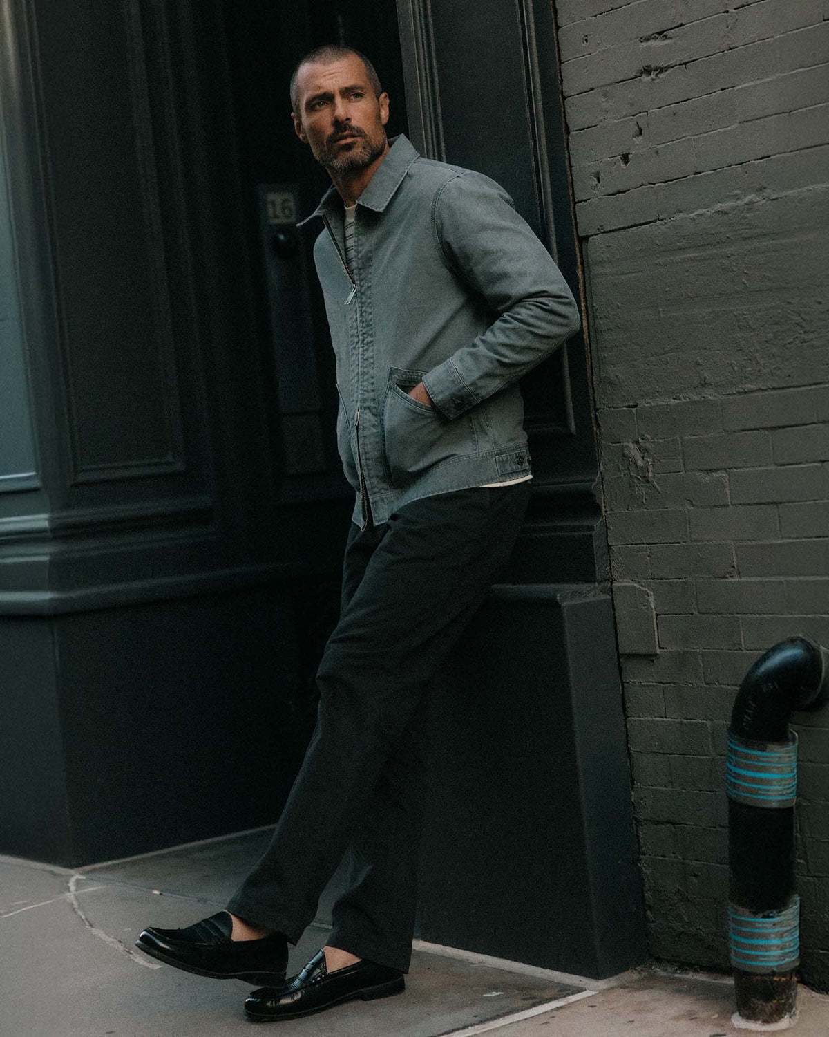 TAYLOR STITCH THE SHIFTER JACKET IN DARK GREY PIGMENT CANVAS in DARK GREY PIGMENT CANVAS — view 2