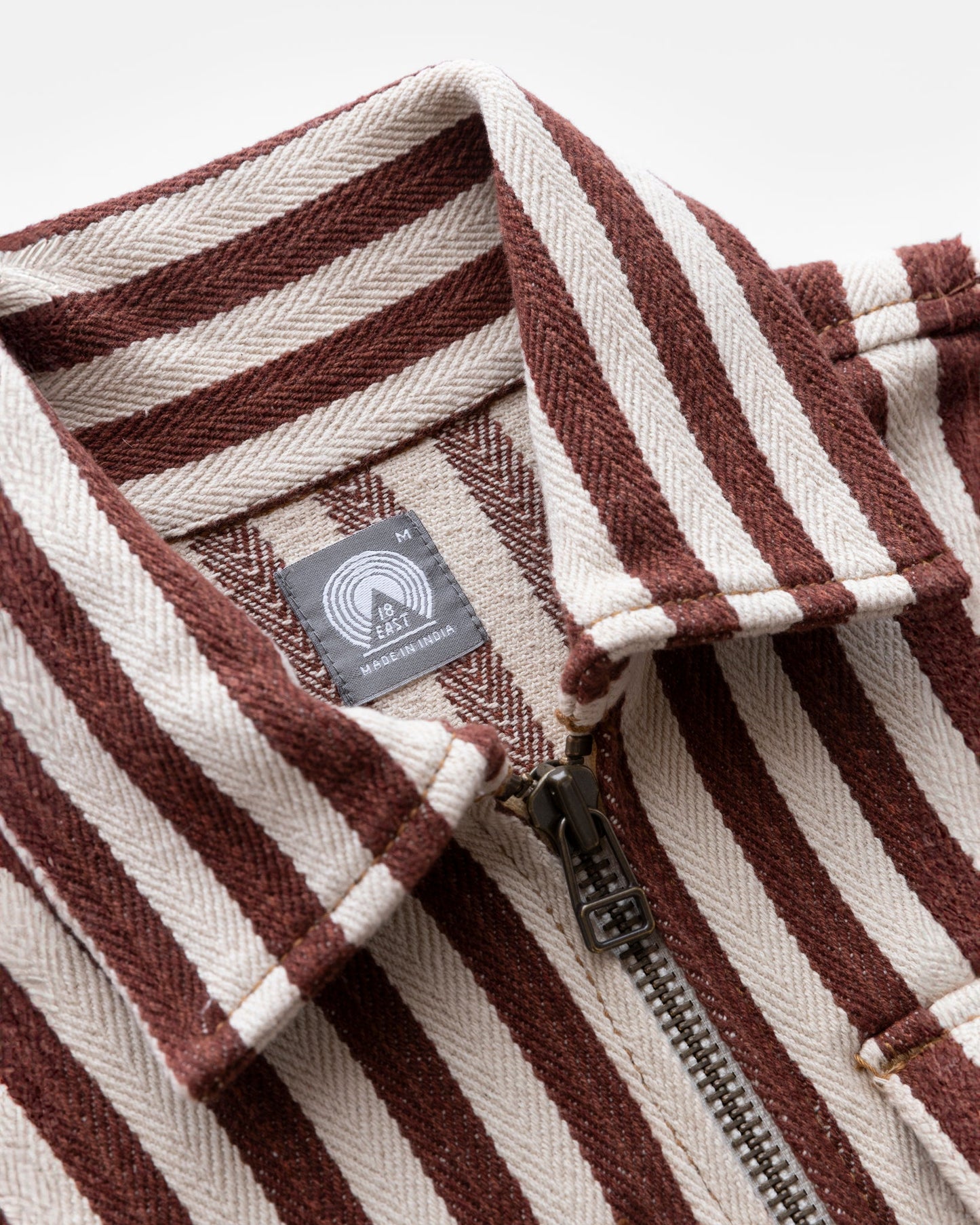 18 East - 18 EAST ABAIR CHORE JACKET IN ECRU / SIERRA RUSSET AWNING STRIPED HERRINGBONE DENIM - Rent With Thred