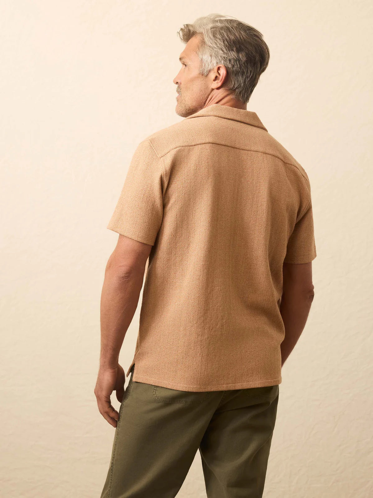 FAHERTY SS OASIS SHIRT IN RUST ORANGE in RUST ORANGE — view 2