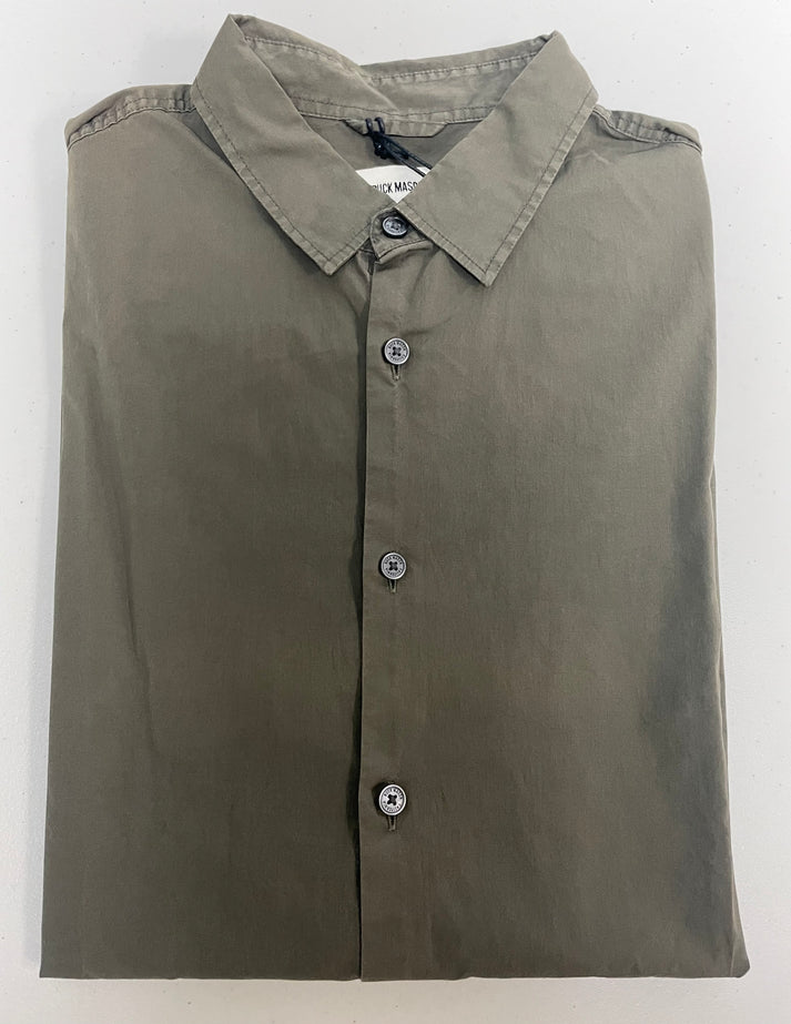 BUCK MASON COTTON NO POCKET SHIRT IN OLIVE