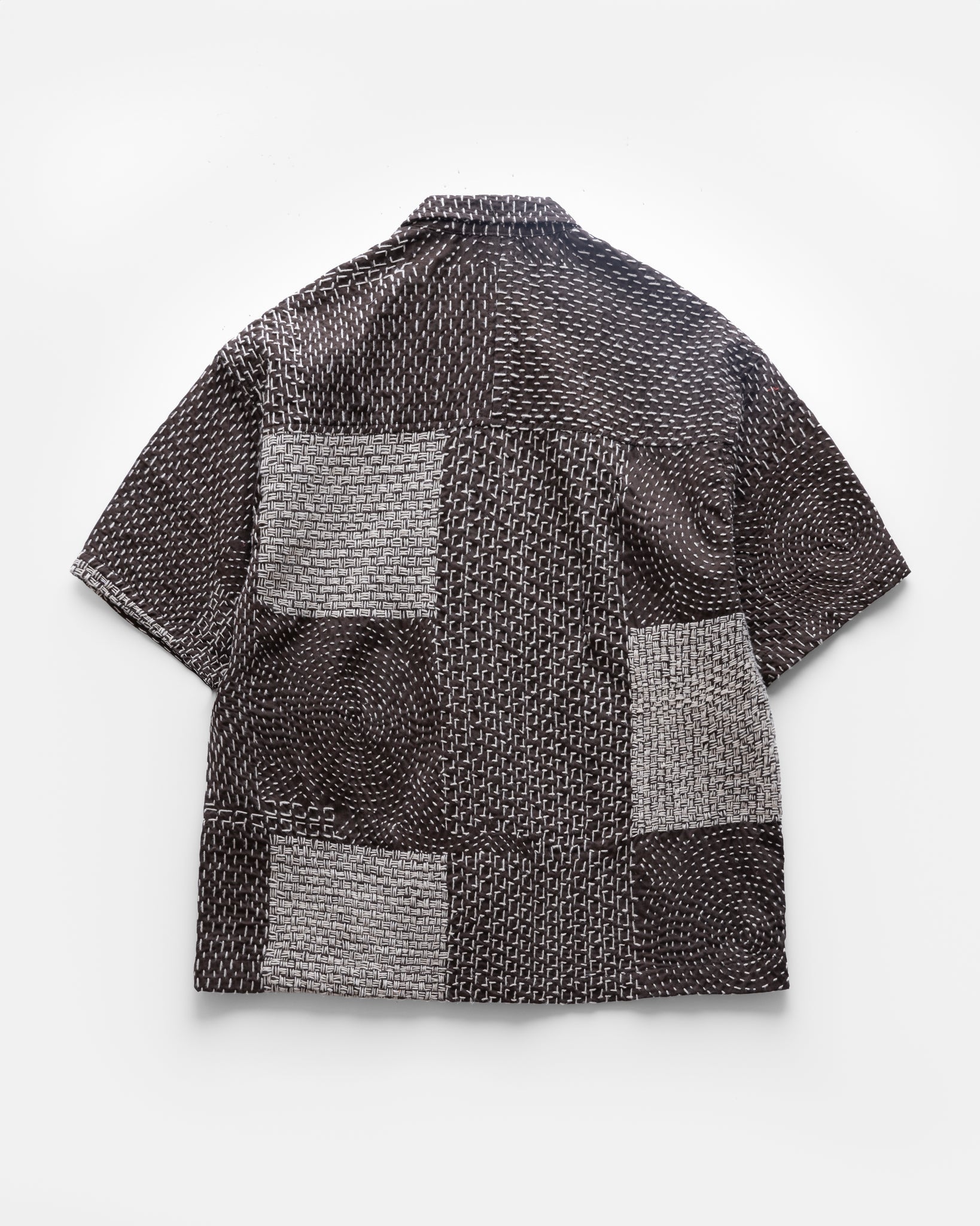 18 EAST SS SAM SHIRT IN FONDENTE BROWN / ECRU PATCHWORK KANTHA STITCHED COTTON in FONDENTE BROWN / ECRU PATCHWORK KANTHA STITCHED COTTON — view 3