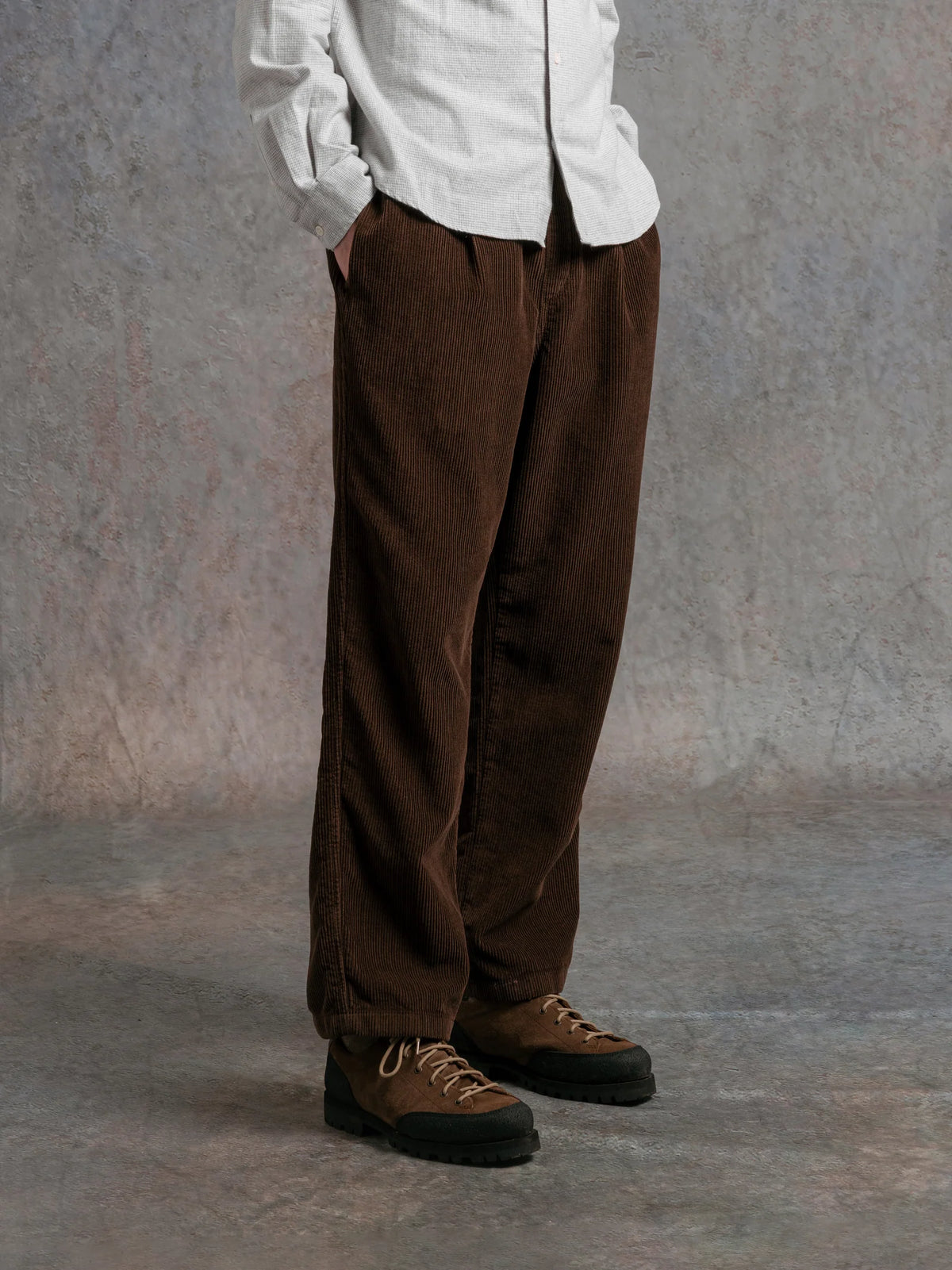 KESTIN DOUNE PANT IN PEAT 8-WALE CORDUROY