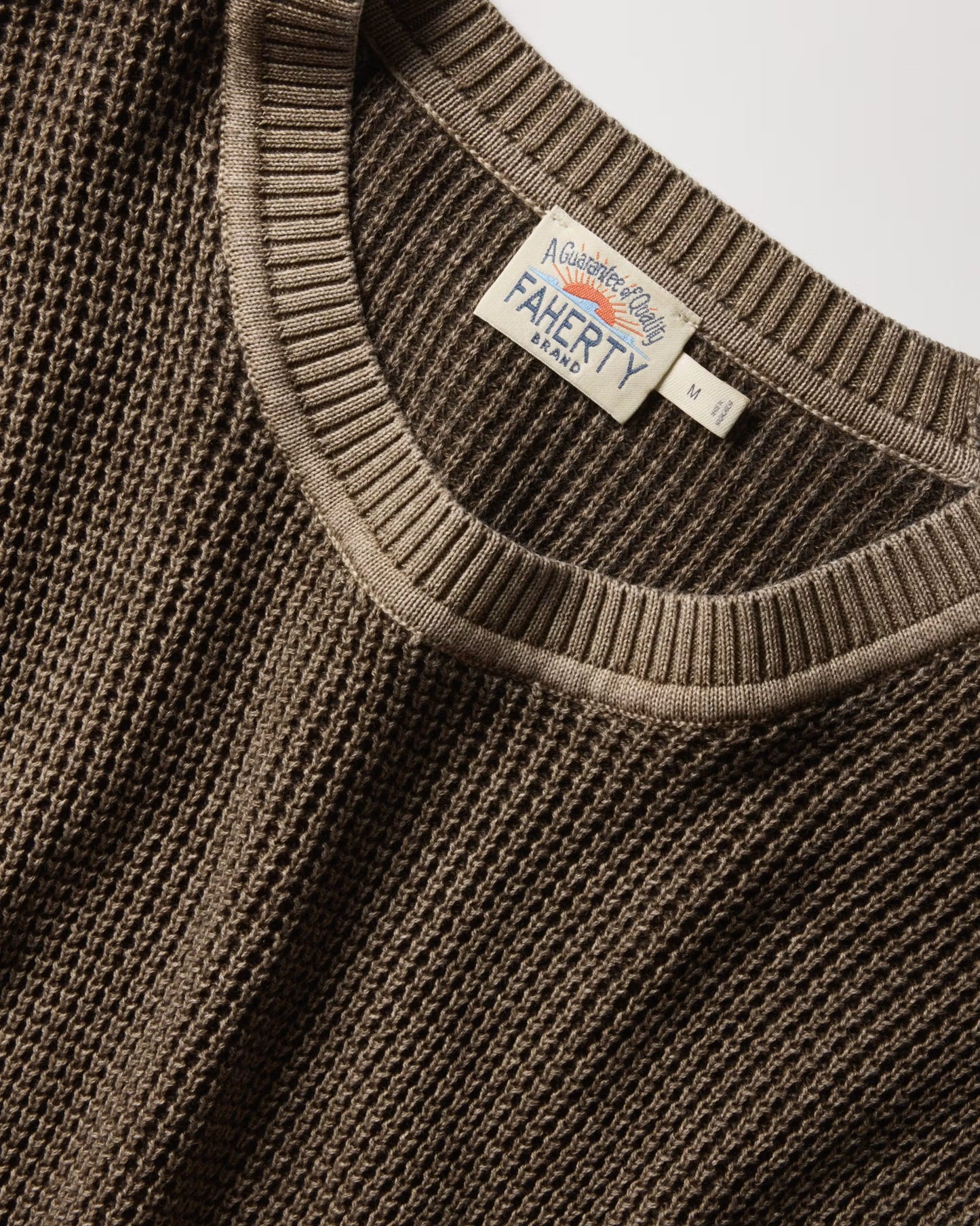 FAHERTY SUNWASHED CREWNECK SWEATER IN TIMBER