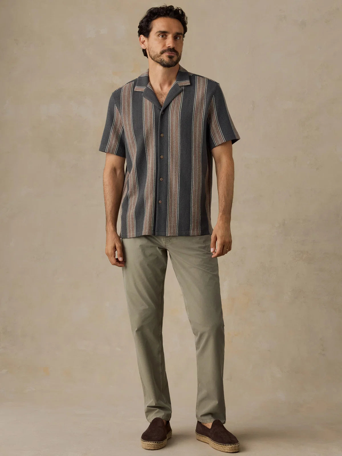 FAHERTY SS OASIS CAMP SHIRT IN CHARCOAL RUST STRIPE