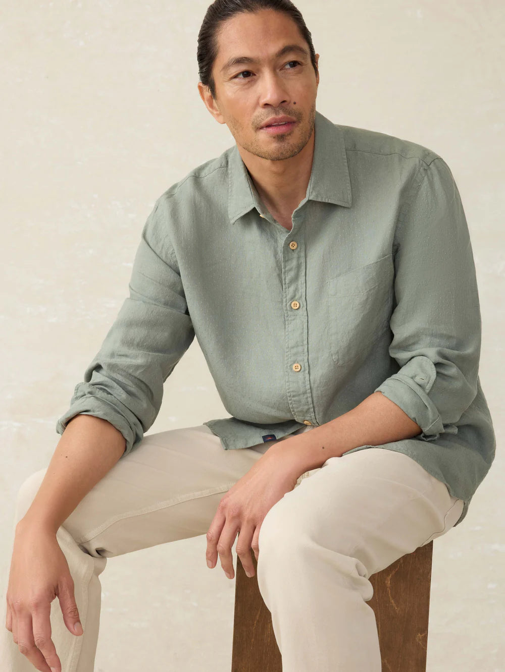 FAHERTY LINEN LAGUNA SHIRT IN FAIRFIELD DOBBY in FAIRFIELD DOBBY — view 3