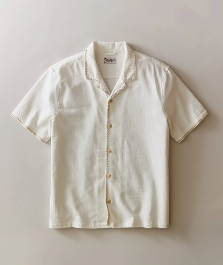 MARINE LAYER EMBROIDERED RESORT SHIRT IN WHITE