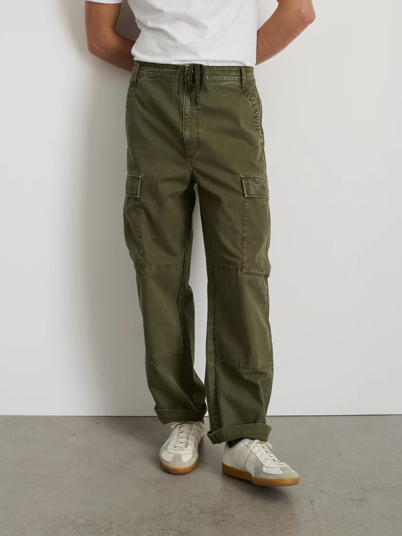 ALEX MILL GARMENT DYED CANVAS CARGO PANT IN FIELD OLIVE