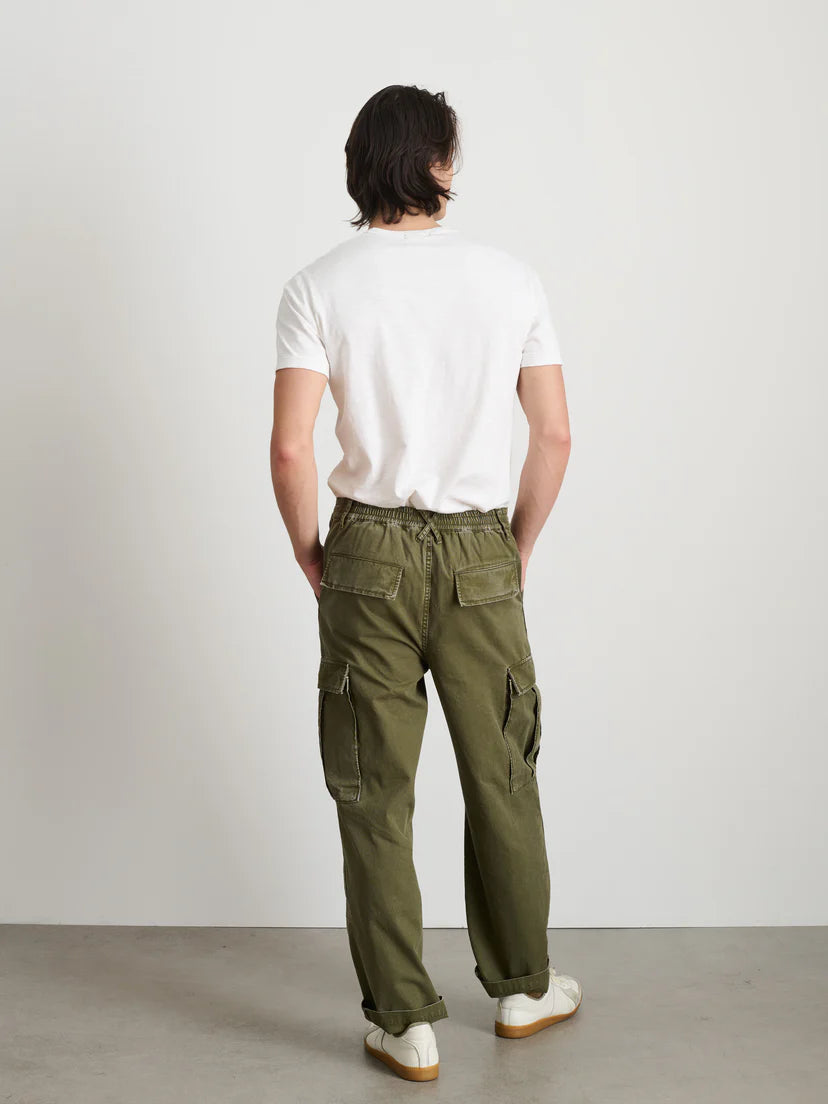 ALEX MILL GARMENT DYED CANVAS CARGO PANT IN FIELD OLIVE