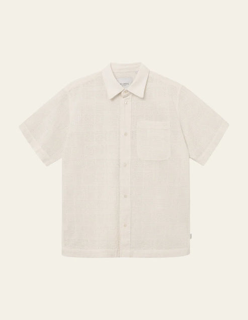LES DEUX CHARLIE SS KNIT SHIRT IN LIGHT IVORY product view