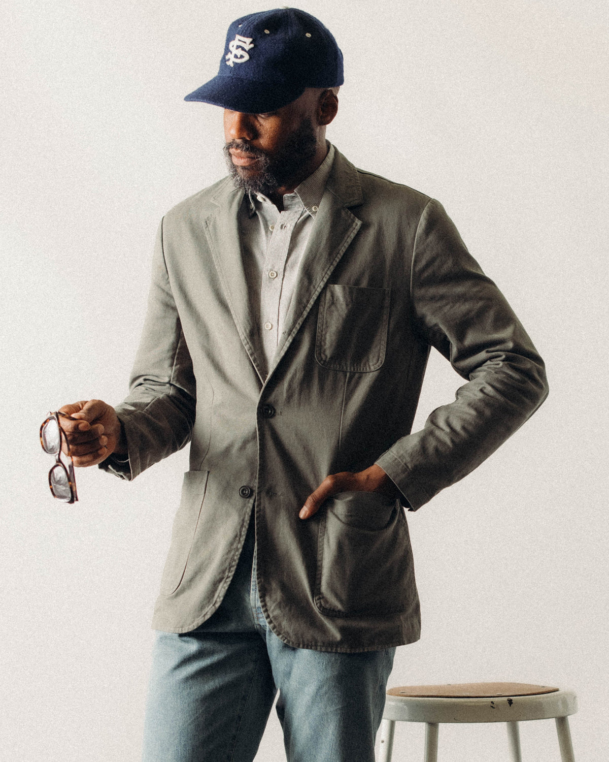 TAYLOR STITCH FOUNDATION SPORTCOAT IN ORGANIC SMOKED OLIVE TWILL in ORGANIC SMOKED OLIVE TWILL — view 2