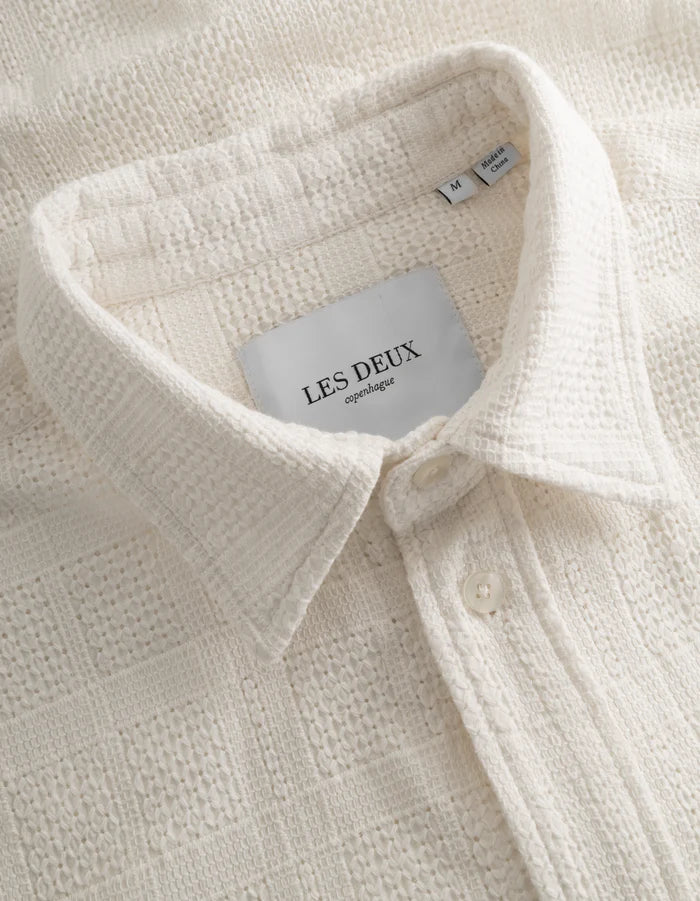 LES DEUX CHARLIE SS KNIT SHIRT IN LIGHT IVORY in LIGHT IVORY — view 2