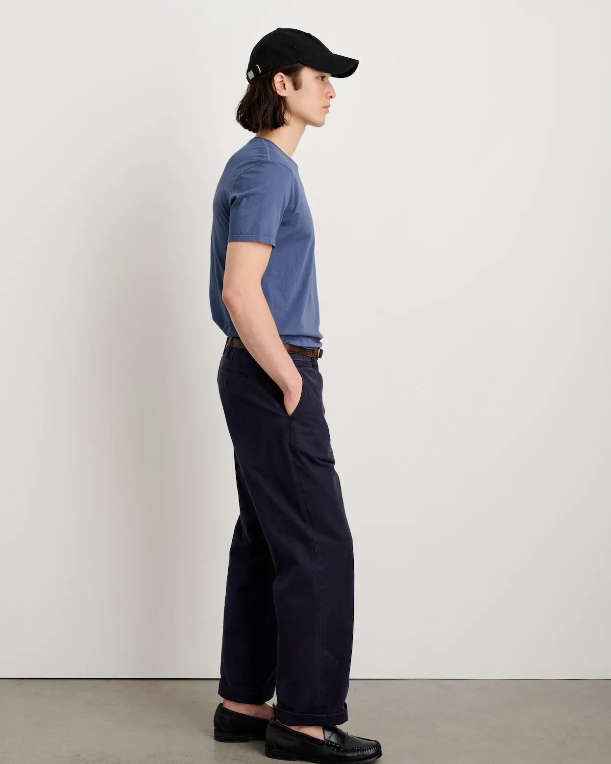 ALEX MILL VINTAGE WASHED WIDE LEG CHINO IN DARK NAVY in DARK NAVY — view 5
