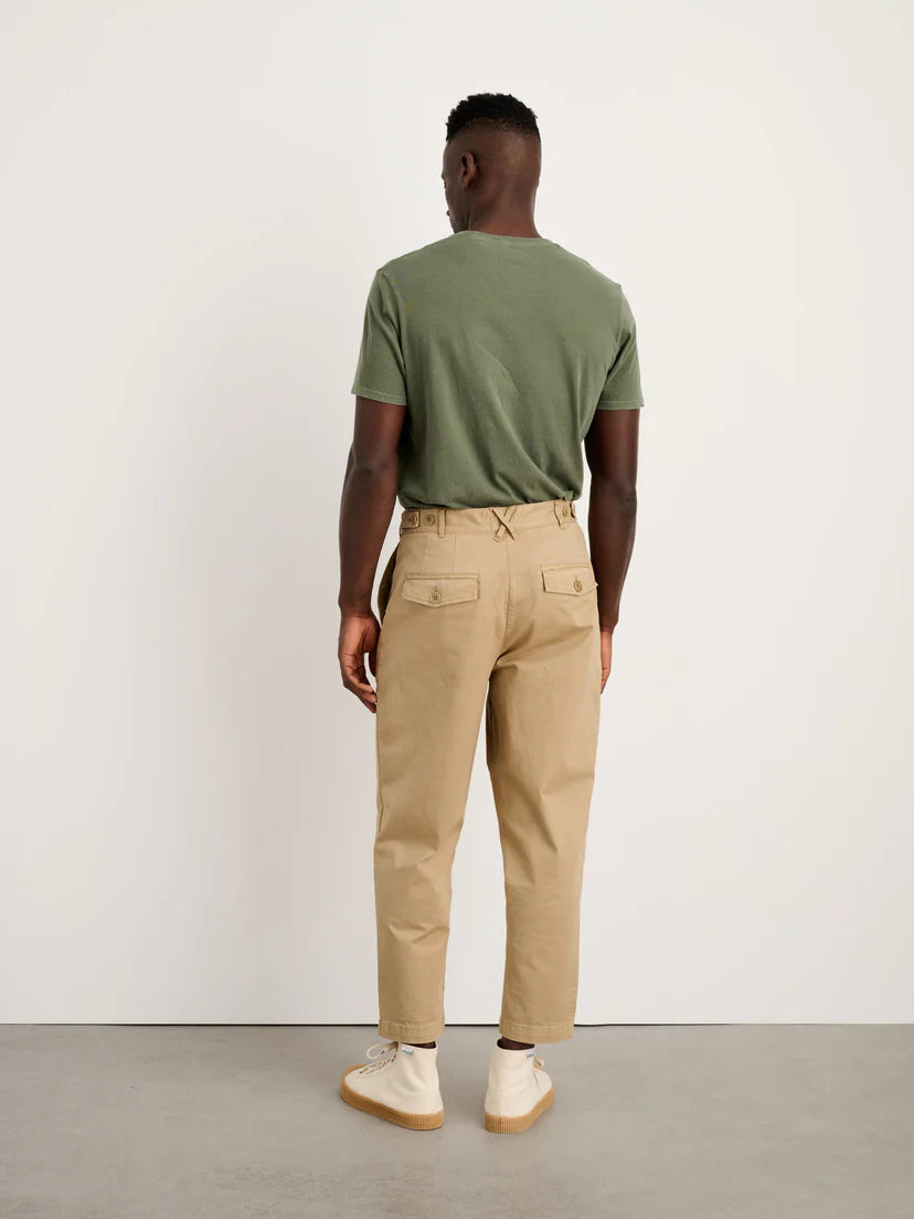 ALEX MILL FLAT FRONT CHINO IN VINTAGE KHAKI in VINTAGE KHAKI — view 6