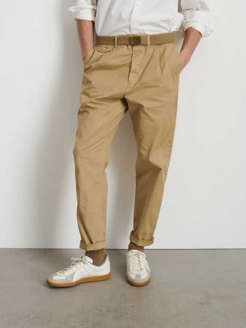 ALEX MILL STANDARD PLEATED PANT IN CHINO in CHINO — view 4