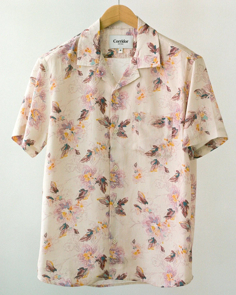 CORRIDOR NOVELLA SHORT-SLEEVE IN FLORAL in FLORAL — main product view