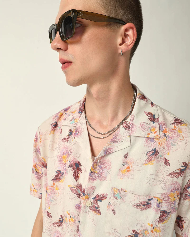 CORRIDOR NOVELLA SHORT-SLEEVE IN FLORAL in FLORAL — view 4